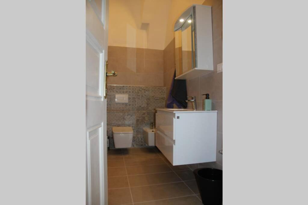 Apartment"Na Hlavnej" コシツェ エクステリア 写真